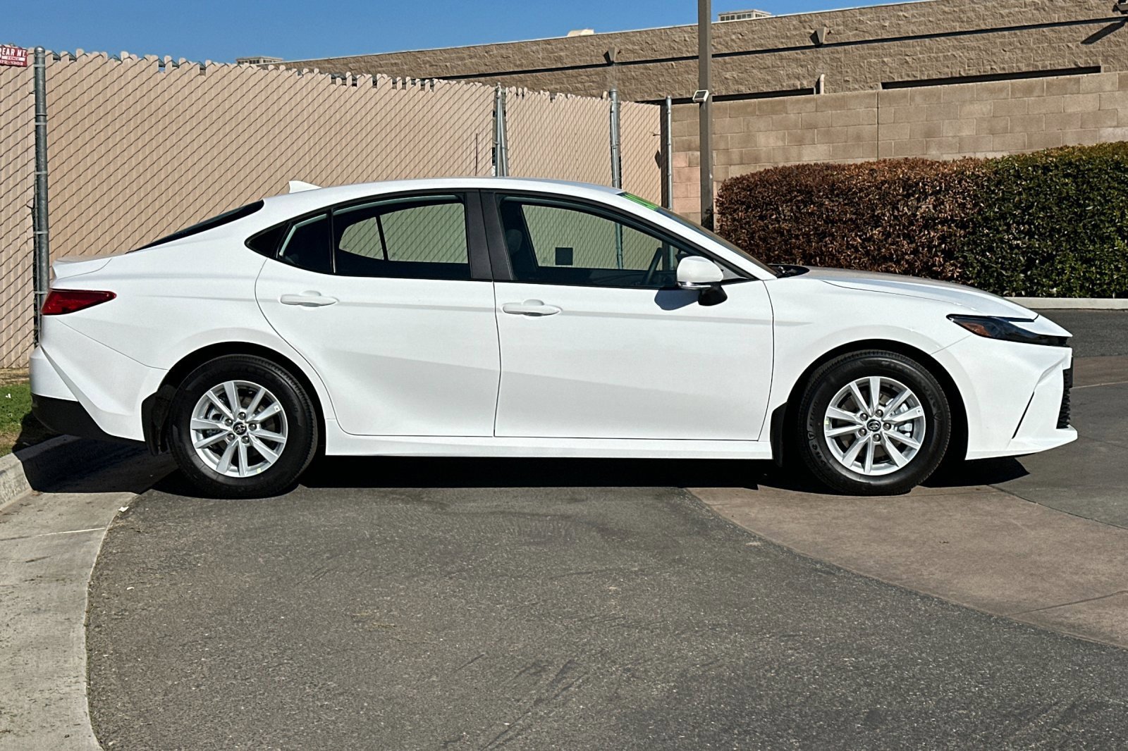 Used 2026 Toyota Camry LE w/ Convenience Package FWD image 3