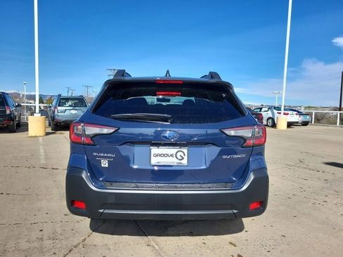 Used 2025 Subaru Outback Premium w/ Popular Package #1A image 9