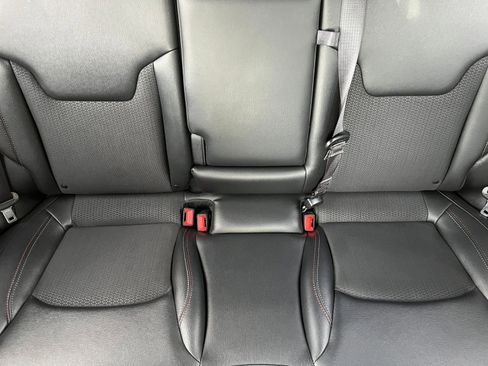 Used 2025 Jeep Compass Trailhawk image 37