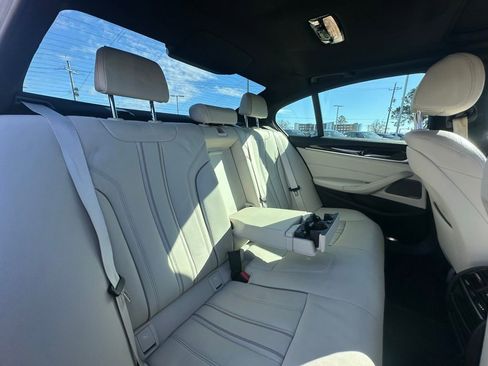 Used 2020 BMW 540i w/ M Sport Package image 26