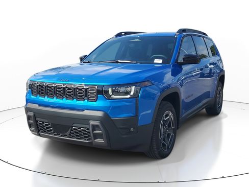 New 2026 Jeep Cherokee Laredo AWD/4WD image 2