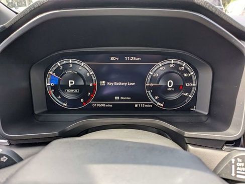 Used 2024 Mitsubishi Outlander SE Black Edition FWD image 26