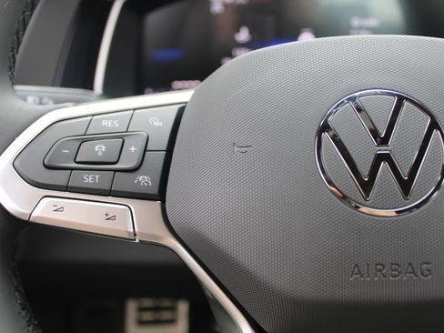 Certified 2024 Volkswagen Jetta Sport FWD image 12