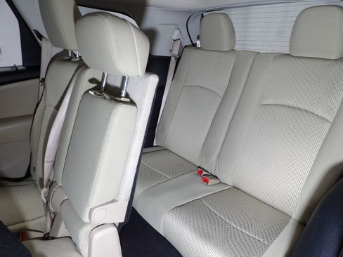Used 2019 Dodge Journey SE FWD image 11