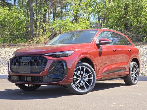 New 2026 Audi Q5 Premium Plus AWD/4WD image 2