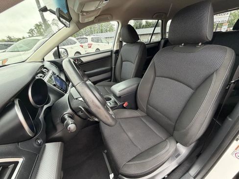 Used 2018 Subaru Outback 2.5i Premium AWD/4WD image 13