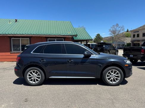 Used 2018 Audi Q5 2.0T Premium Plus w/ Premium Plus Package AWD/4WD image 2