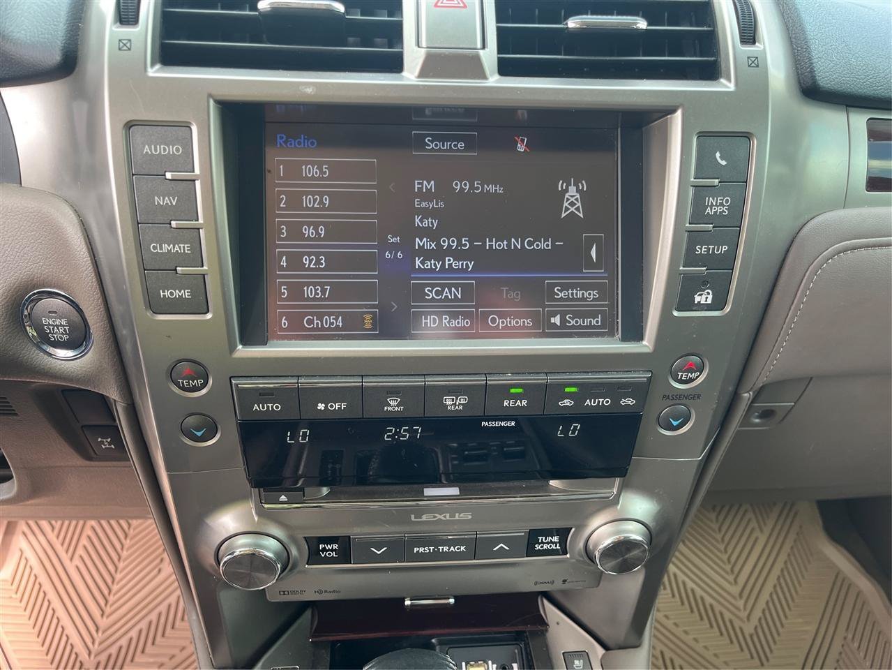Used 2018 Lexus GX 460 Premium AWD/4WD image 14