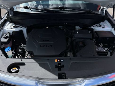Used 2022 Kia Telluride SX FWD image 17