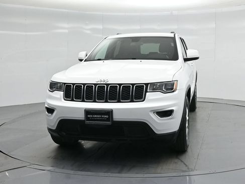 Used 2021 Jeep Grand Cherokee Laredo RWD image 54