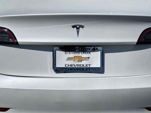 Used 2023 Tesla Model 3 Standard Range image 45