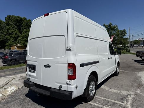Used 2021 Nissan NV 3500 SV RWD image 7