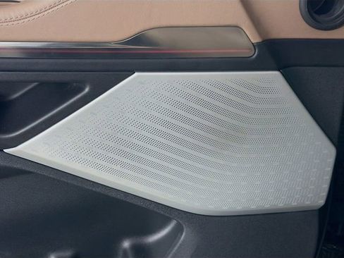 New 2025 Lincoln Navigator Black Label image 19