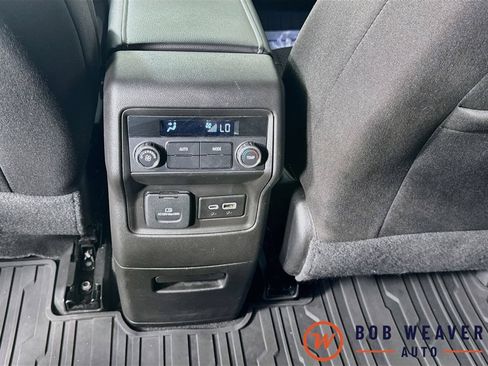 Used 2023 GMC Acadia SLE w/ Driver Convenience Package AWD/4WD image 32