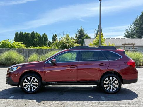 Used 2017 Subaru Outback 2.5i Limited AWD/4WD image 2