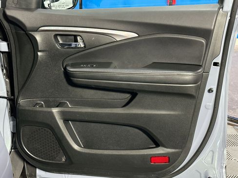 Used 2023 Honda Ridgeline RTL image 41