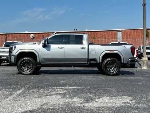 Used 2024 GMC Sierra 2500 Denali Ultimate w/ Max Trailering Package AWD/4WD image 2
