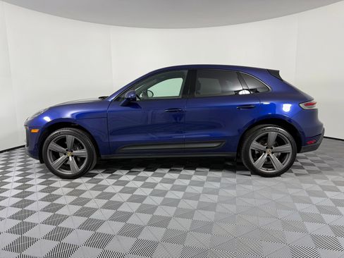 New 2025 Porsche Macan image 2