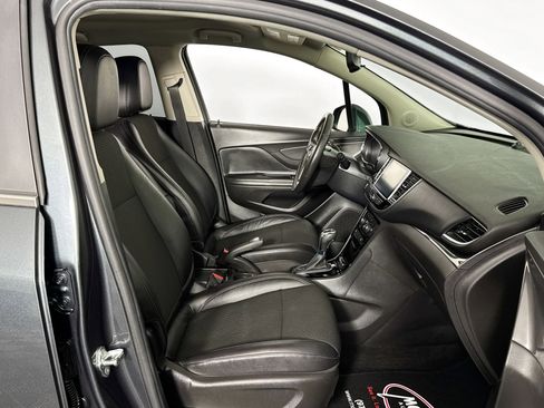 Used 2017 Buick Encore Preferred image 34