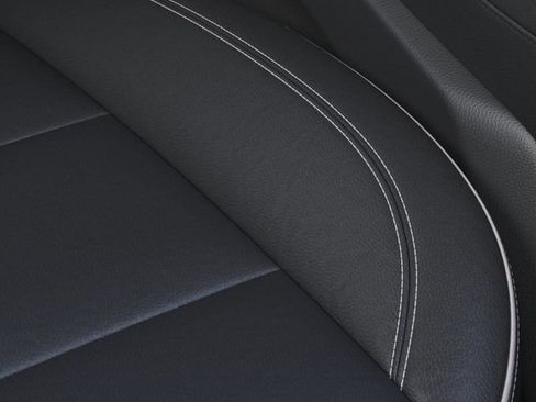 New 2026 Buick Enclave Preferred w/ Power Package AWD/4WD image 21