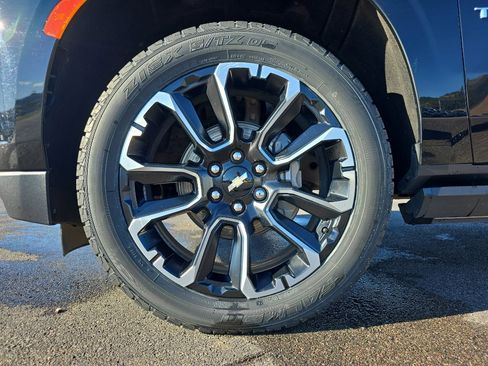 Used 2021 Chevrolet Tahoe High Country w/ Premium Package image 32