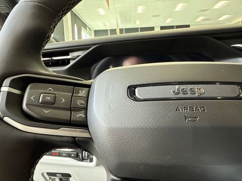 New 2026 Jeep Cherokee Limited AWD/4WD image 11