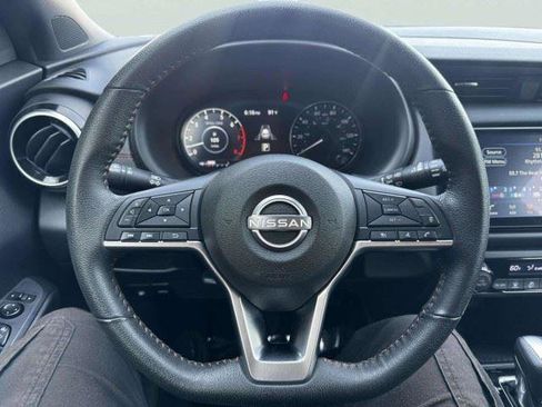 Used 2024 Nissan Kicks SR FWD image 25