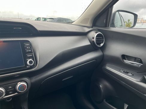 Used 2024 Nissan Kicks SV image 34