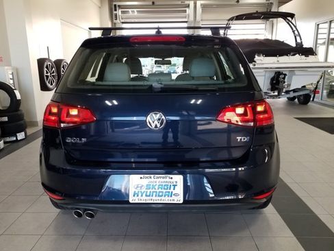 Used 2015 Volkswagen Golf TDI S image 19