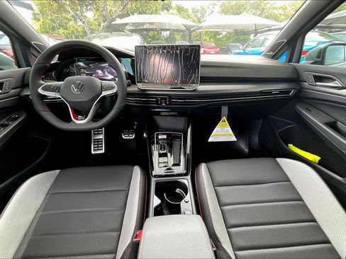 New 2025 Volkswagen GTI SE image 5