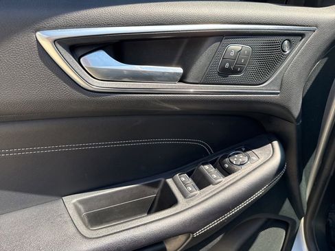 Used 2022 Ford Edge Titanium AWD/4WD image 63