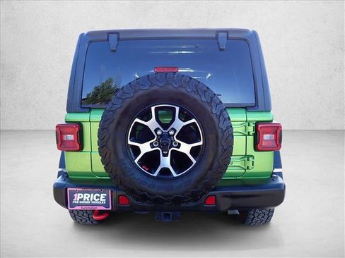 Used 2019 Jeep Wrangler Unlimited Rubicon AWD/4WD image 3