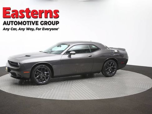 Used 2022 Dodge Challenger SXT w/ Driver Convenience Group RWD image 55