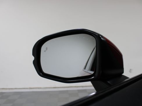 Used 2024 Honda CR-V EX image 18
