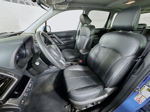 Used 2017 Subaru Forester 2.5i Touring AWD/4WD image 22