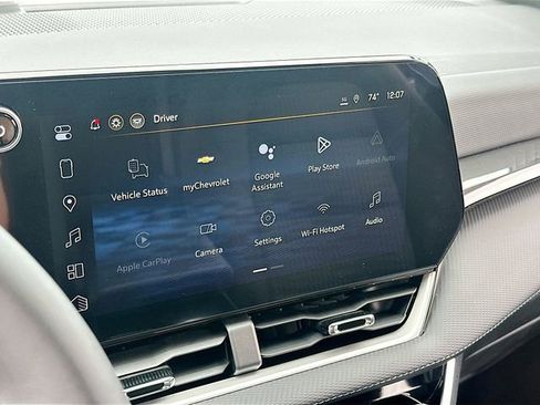 New 2026 Chevrolet Equinox LT w/ Safety and Technology Package FWD image 16