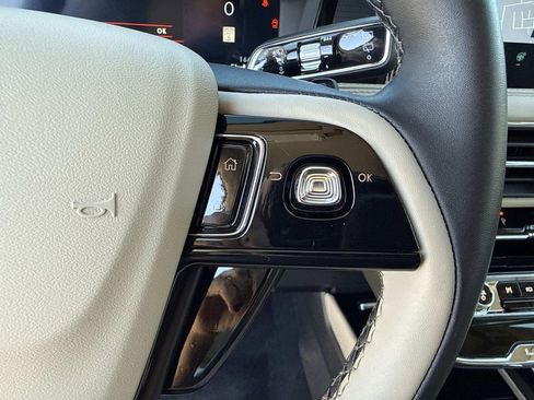 New 2026 Lincoln Corsair Premiere image 29