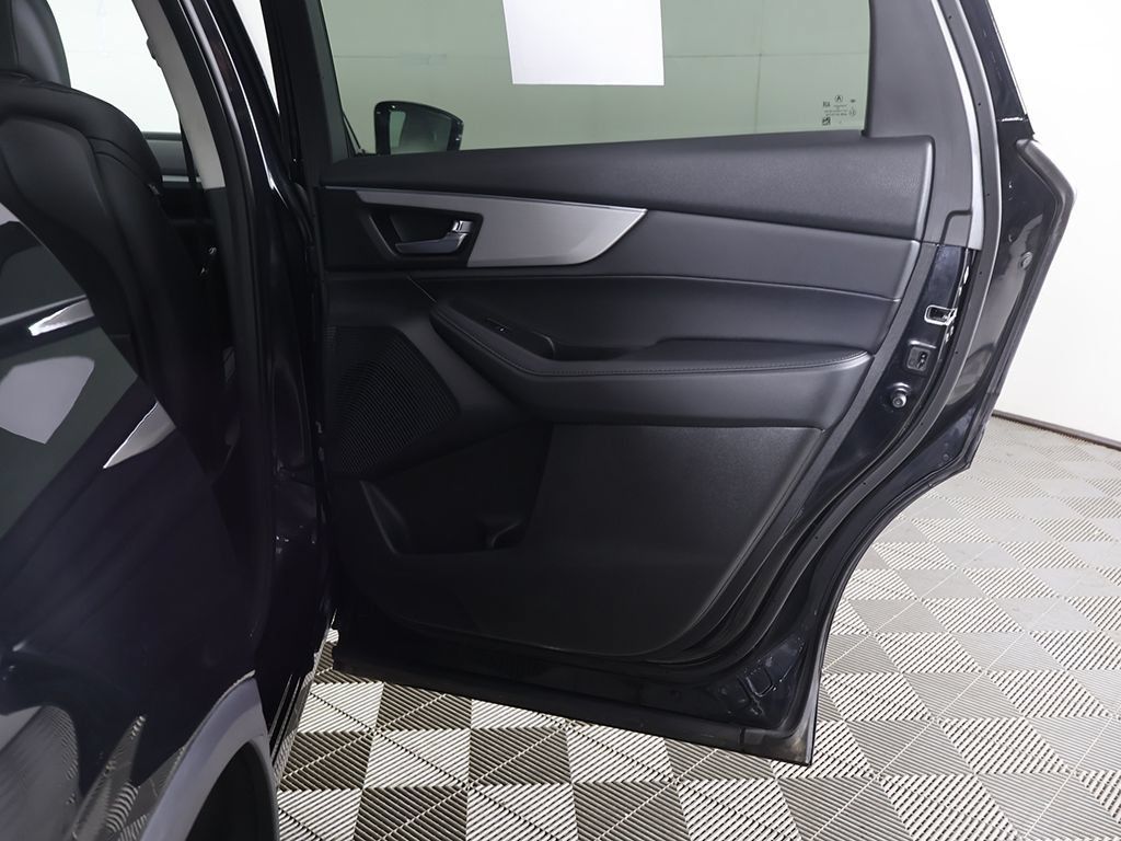 Used 2023 Acura MDX SH-AWD image 23