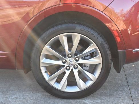 Used 2023 Buick Envision Avenir AWD/4WD image 9