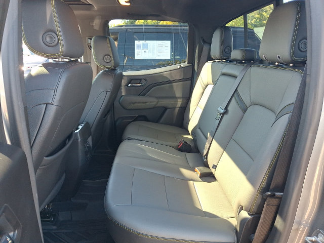 Used 2023 Chevrolet Colorado ZR2 w/ ZR2 Convenience Package III AWD/4WD image 21