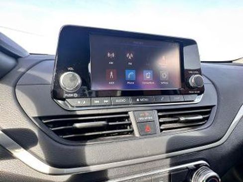 Certified 2023 Nissan Altima 2.5 S image 13