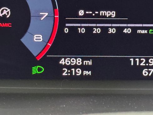 Certified 2025 Audi Q3 2.0T Premium image 22