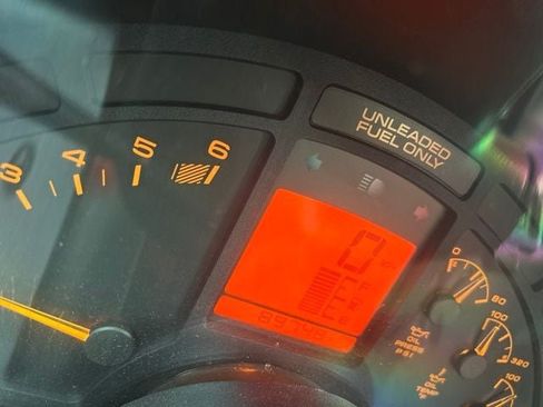 Used 1992 Chevrolet Corvette Coupe RWD image 9
