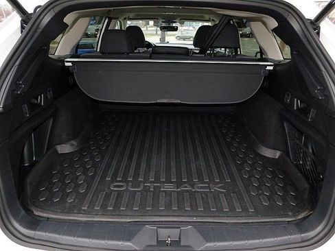 Used 2022 Subaru Outback Onyx Edition XT image 19