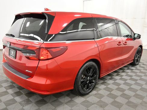 Certified 2023 Honda Odyssey Sport image 8
