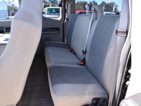 Used 2008 Ford F250 FX4 image 11