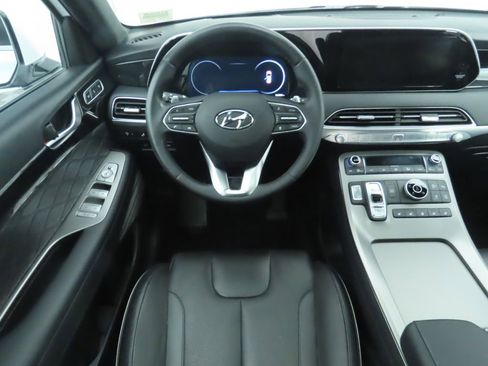 Used 2020 Hyundai Palisade Limited image 10
