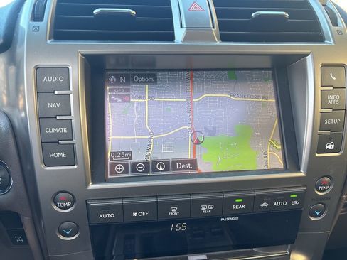 Used 2015 Lexus GX 460 image 9