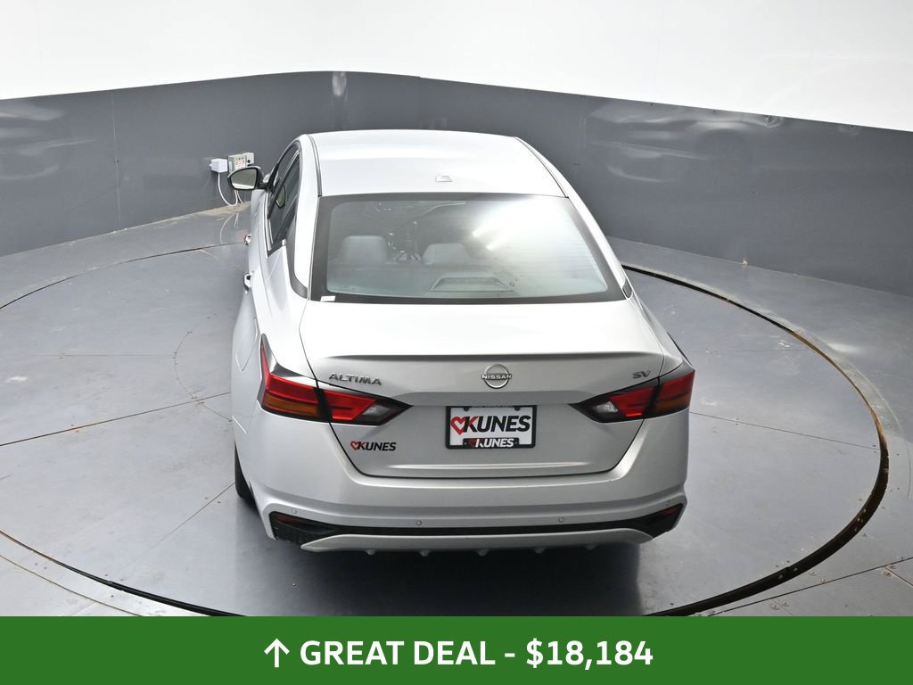 Used 2024 Nissan Altima 2.5 SV FWD image 47