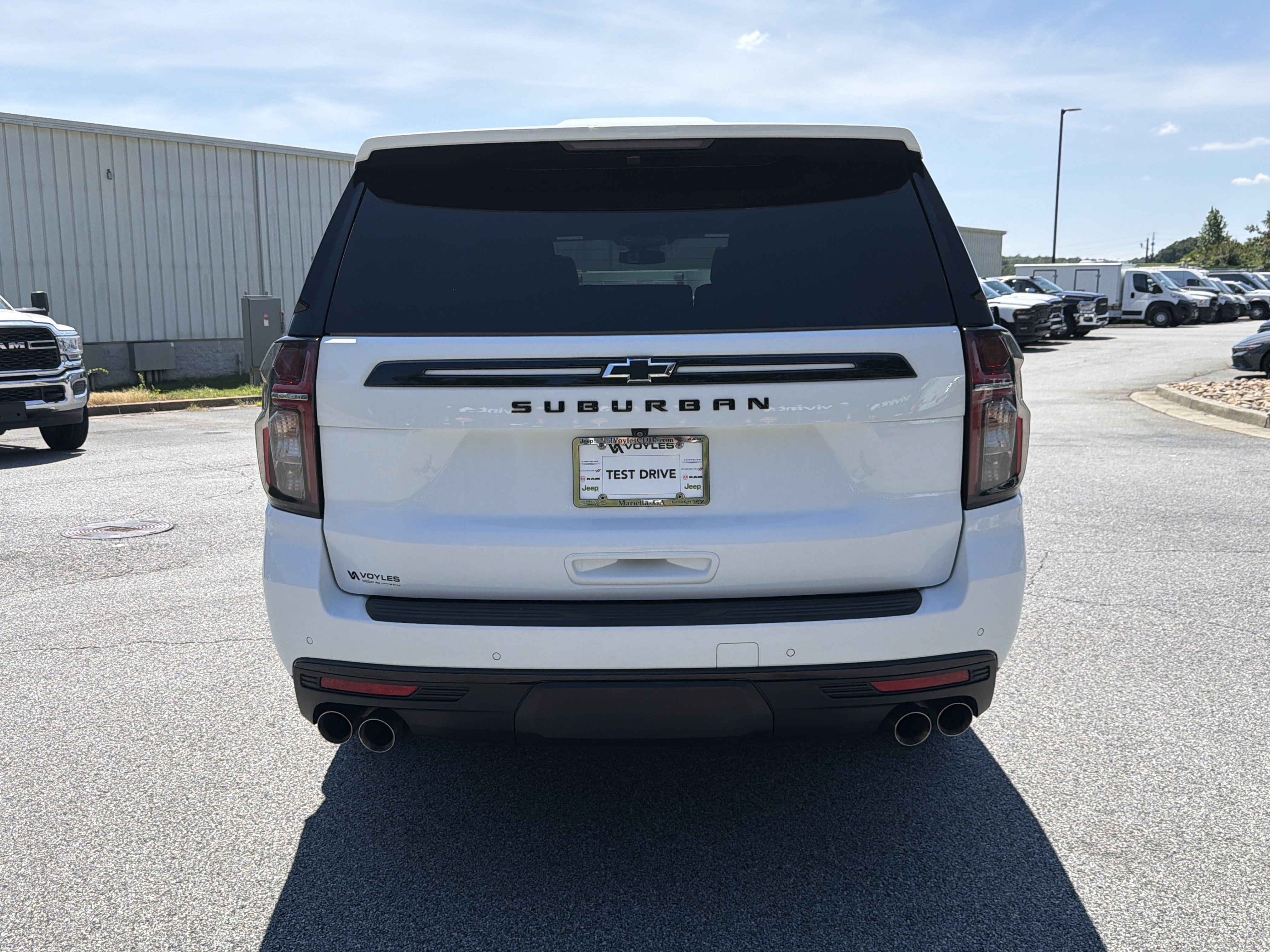 Used 2023 Chevrolet Suburban Z71 w/ Z71 Off-Road Package AWD/4WD image 7